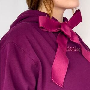 Glossier 2024 Holiday Ribbon Hoodie NEW, SOLD OUT in Size M